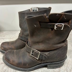 Frye boots size 9 womens
